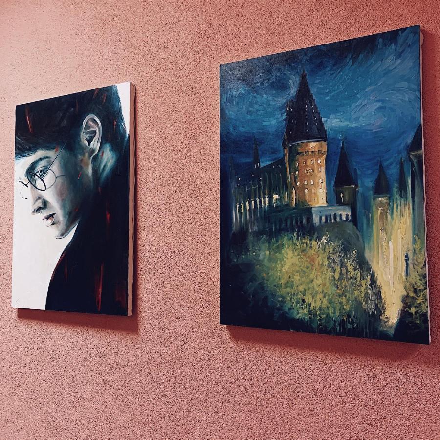 У Поттера Hostel เตอร์โนปิล ภายนอก รูปภาพ