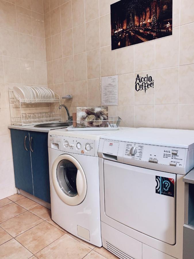У Поттера Hostel เตอร์โนปิล ภายนอก รูปภาพ