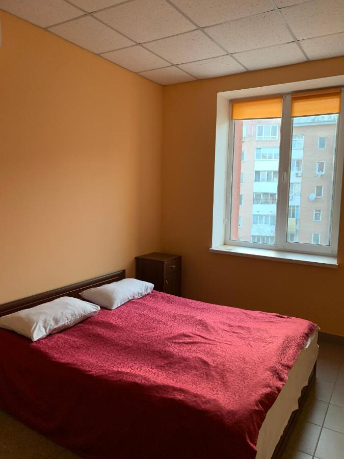 У Поттера Hostel เตอร์โนปิล ภายนอก รูปภาพ