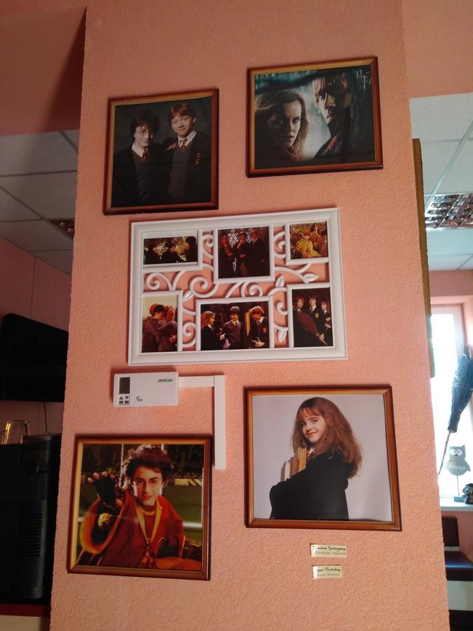 У Поттера Hostel เตอร์โนปิล ภายนอก รูปภาพ